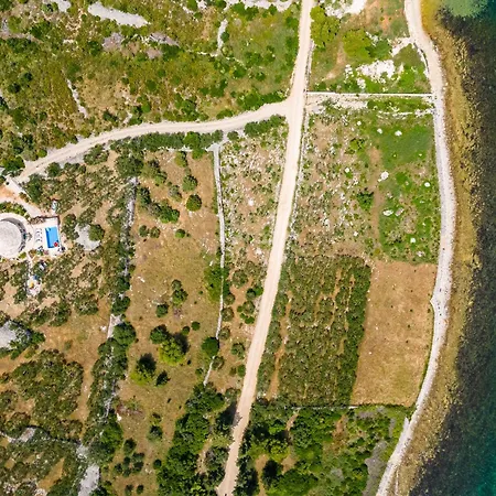 Island Getaway Heritage House
